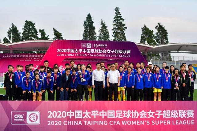 弗格32分辽宁终结上海16连胜 江苏不敌新疆